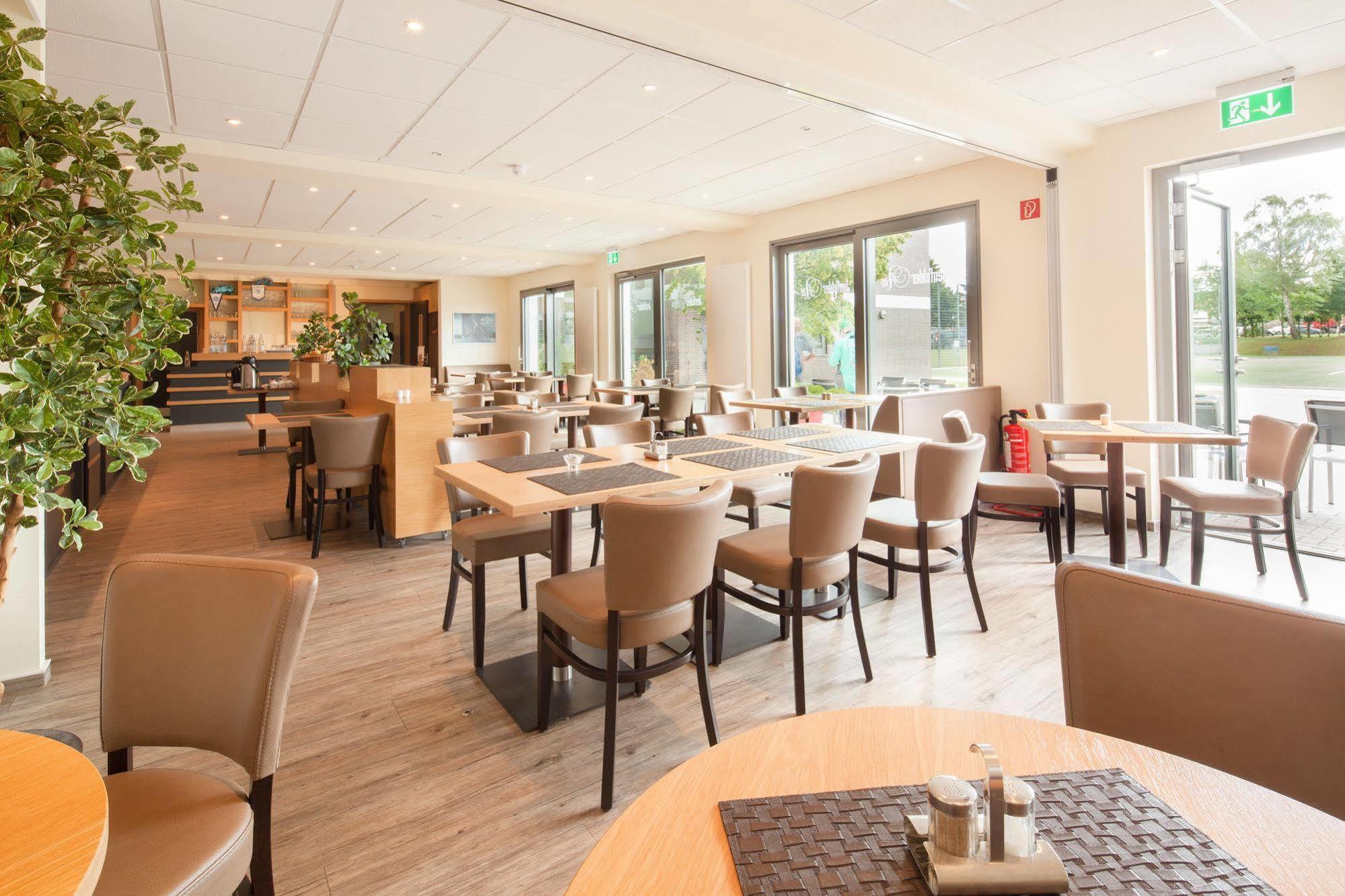 Sporthotel Hamburg By Jufa Hotels Экстерьер фото